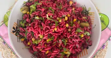 Nefis Şalgamlı Makarna Salatası Tarifi