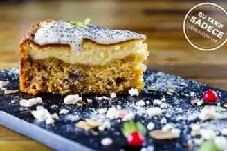 Ev Yapımı Ananas Soslu Cheesecake Tarifi