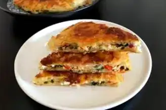 Baklavalık Yufkayla Nefis Tava Böreği Tarifi