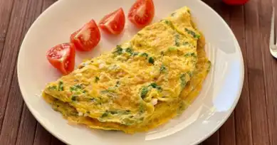 Peynirli Patatesli Börek Tadında Omlet Tarifi