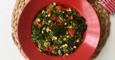 Nefis Brokoli Salatası Tarifi