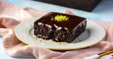 Nefis Browni Tadında Islak Kek Tarifi