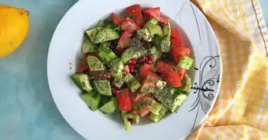 Sağlıklı ve Lezzetli Chia Tohumlu Salata Tarifi