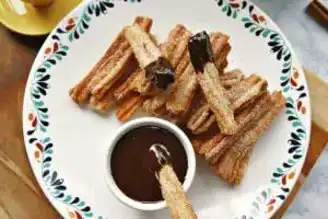 Ev Yapımı Çıtır Çıtır Churros Tarifi