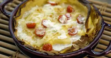 Nefis Dört Peynirli Fırın Krep Tarifi