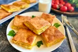 Nefis El Açması Patatesli Börek Tarifi