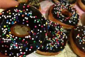 Evde Hazırlanan Yumuşacık Donut Tarifi