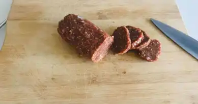 Evde Hazırlanan Lezzetli Sucuk Tarifi