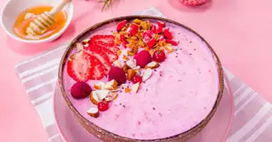 Frambuazlı Smoothie Bowl Tarifi