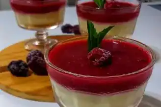 Nefis Frambuazlı Tatlı Tarifi