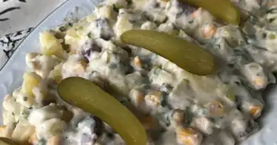 Nefis Hardal Soslu Patates Salatası Tarifi