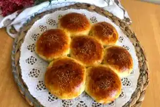 Nefis Çiçek Poğaça Tarifi