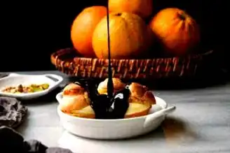Ev Yapımı Çikolata Soslu Profiterol Tarifi