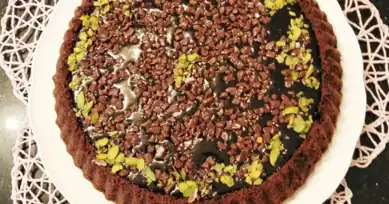 Vişneli Çikolatalı Tart Kek Tarifi