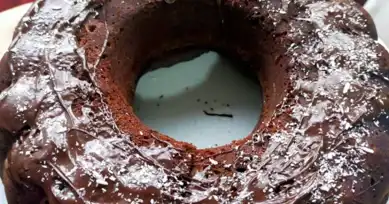 Nefis Kakaolu Fındıklı Kek Tarifi