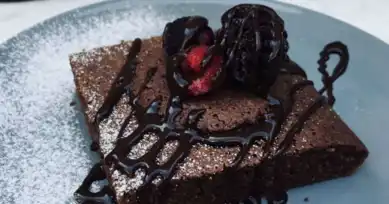 Hafif ve Lezzetli Kakaolu Kek Tarifi