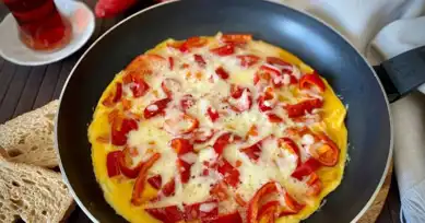 Kapya Biberli Yumurta: Lezzetli Bir Kahvaltı Tarifi