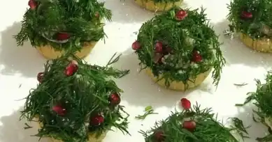 Nefis Kaseli Salata Tarifi