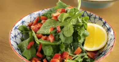 5 Dakikada Hazırlanan Lezzetli Roka Salatası