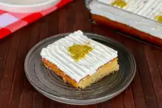 Nefis Krem Şantili Revani Tarifi