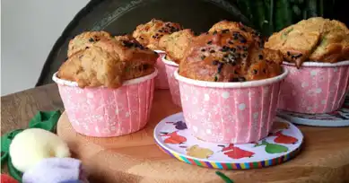 Sağlıklı Kurutulmuş Domatesli Muffin Tarifi