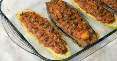 100 Gram Kıymayla Lezzet Şöleni: Patlıcan ve Kabak Sandal