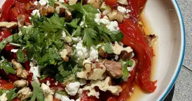 Nefis Köz Biber Salatası Tarifi