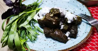 Lezzetli Labada Yaprağı Dolması Tarifi