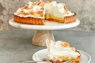 Nefis Limonlu Mereng Tart Tarifi