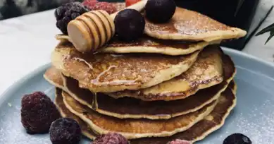 Nefis Orman Meyveli Pankek Tarifi