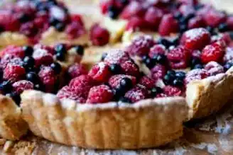 Nefis Orman Meyveli Tart Tarifi