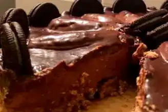Nefis Pişmeyen Çikolatalı Cheesecake Tarifi