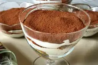 Şekersiz Tiramisu Tarifi: Kolay ve Lezzetli!