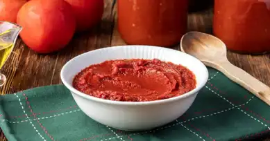 Ev Yapımı Lezzetli Salça Tarifi