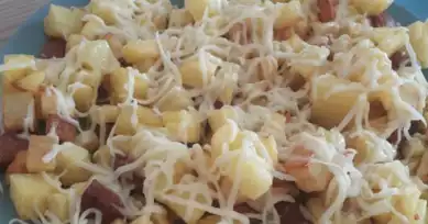 Nefis Sucuklu Patates Kızartması Tarifi