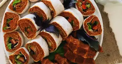 Eşsiz Sunum: Sushi Tarzı Çiğ Köfte Tarifi