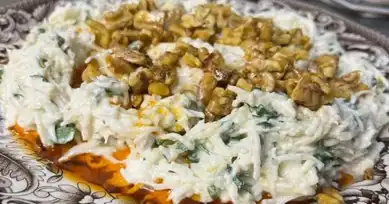 Nefis Tavuk ve Kereviz Salatası Tarifi