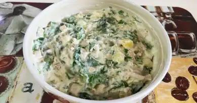 Nefis Yoğurtlu Ilık Patates Salatası Tarifi