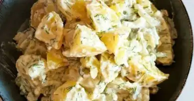Nefis Yoğurtlu Patates Salatası Tarifi
