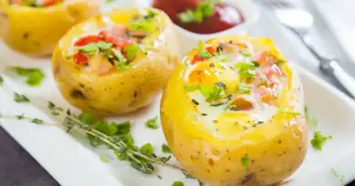 Nefis Yumurtalı Sandal Patates Tarifi