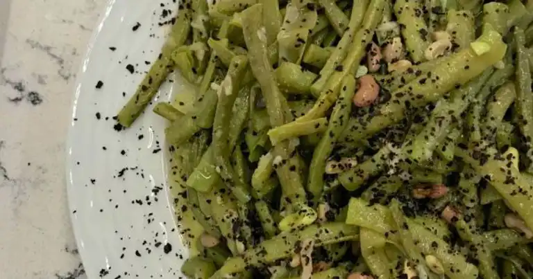 Nefis Ekşi Börülce Salatası Tarifi