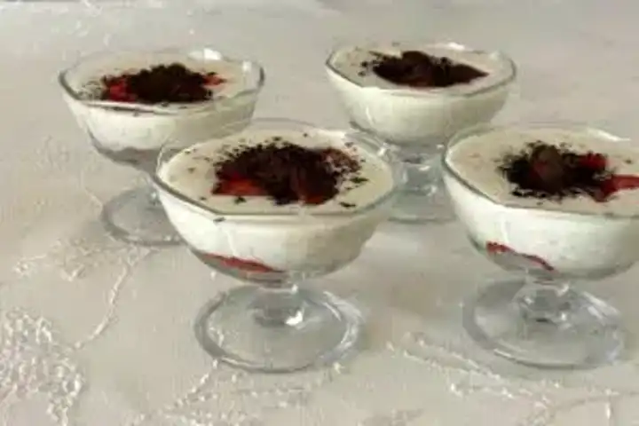 Diyet Dostu Dondurulmuş Tatlı Tarifi