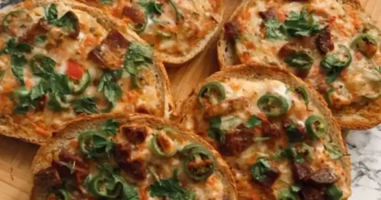 Hızlı ve Lezzetli: 5 Dakikada Ekmek Pizzası!