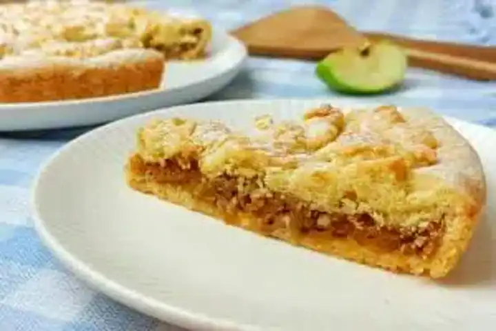 Ev Yapımı Lezzetli Elmalı Turta Tarifi