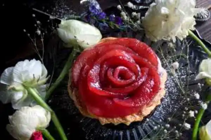 Nefis Gül Armutlu Tartlar: Fırından Çıkmış Lezzet!
