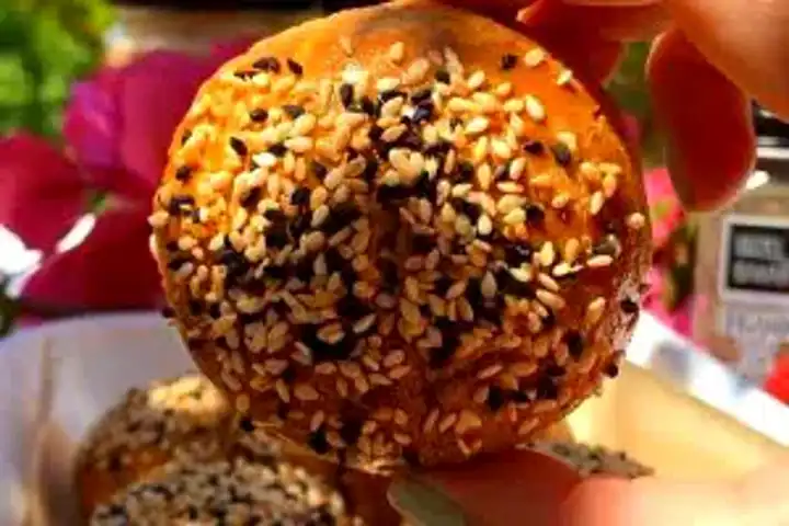 Glutensiz Badem Peynirli Poğaça Tarifi