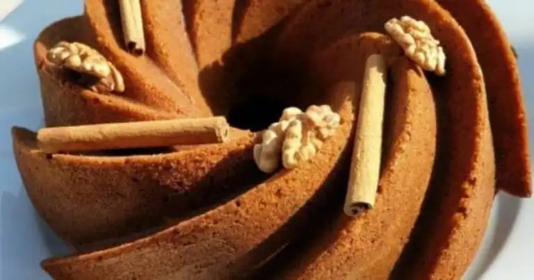 Nefis Havuçlu Tarçınlı Cevizli Kek Tarifi
