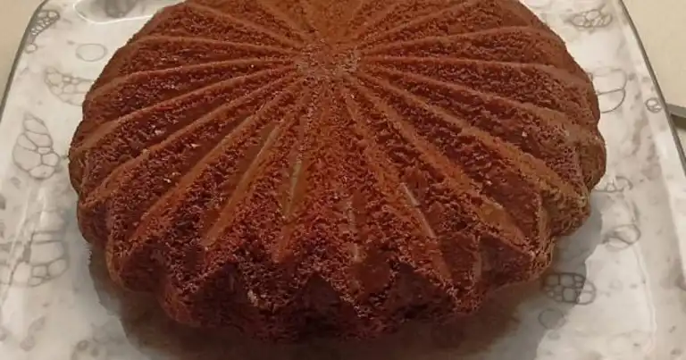 Nefis Havuçlu, Tarçınlı ve Cevizli Kek Tarifi