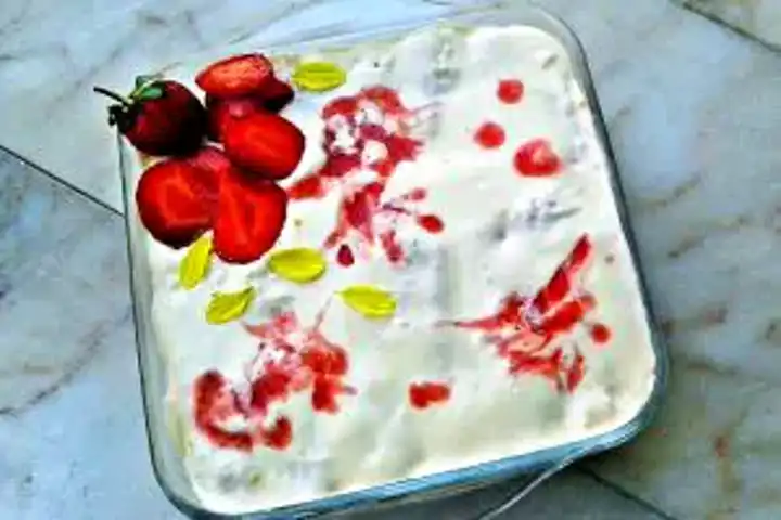 Çilekli Tiramisu: Farklı Bir Lezzet Deneyimi
