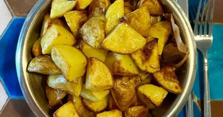 Nefis Kabuklu Fırın Patates Tarifi